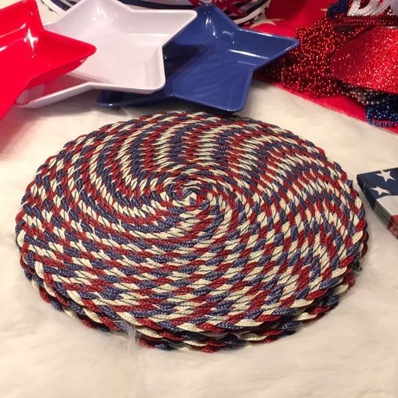 🇺🇸 4th of July 🇺🇸  15 Inch Round Placemats. 🇺🇸 Set of 4 🇺🇸 - Picture 6 of 13